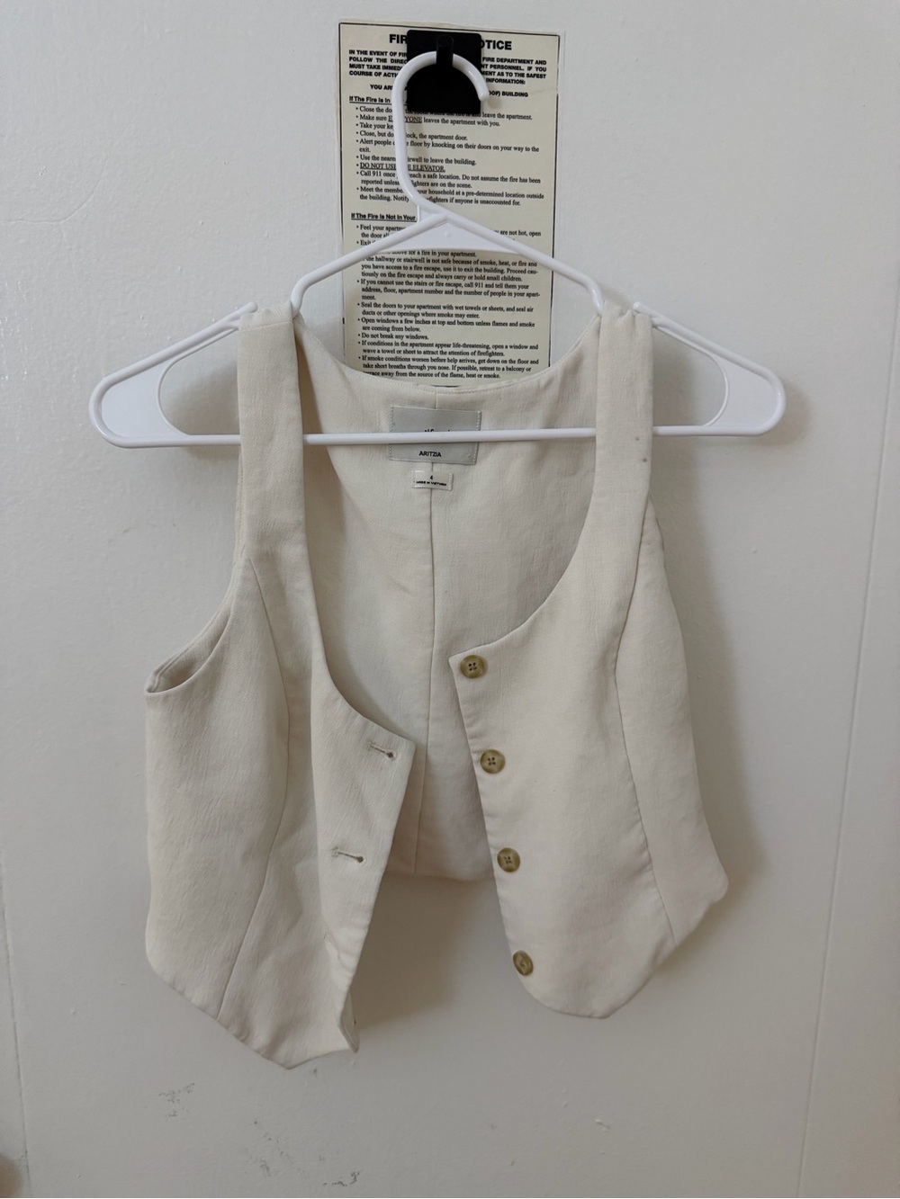 Aritzia Cream Button-Down Vest